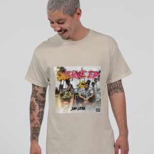 Modern design ideal for casual wear.