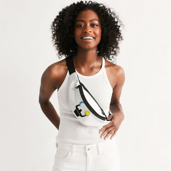 T-shirt featuring an artistic and trendy graphic.